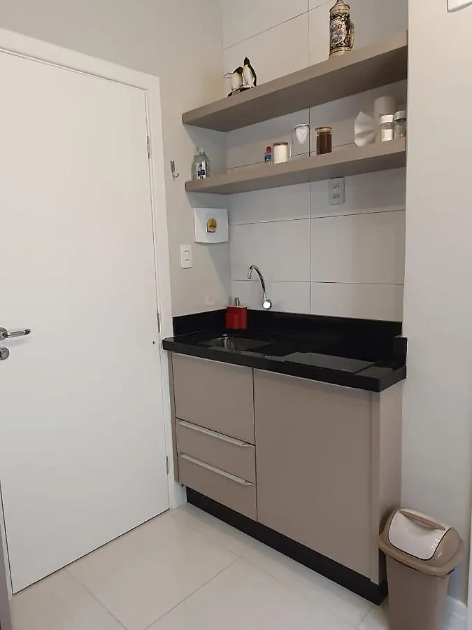 Lindo Apto, 100Metros Da Praia, Na Av Brasil Com A Av Central Melhor Localizacao Balneário Camboriú 0*,