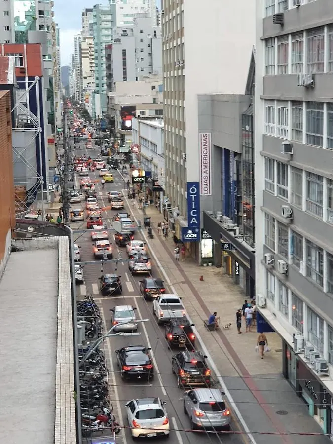 Lindo Apto, 100Metros Da Praia, Na Av Brasil Com A Av Central Melhor Localizacao Balneário Camboriú