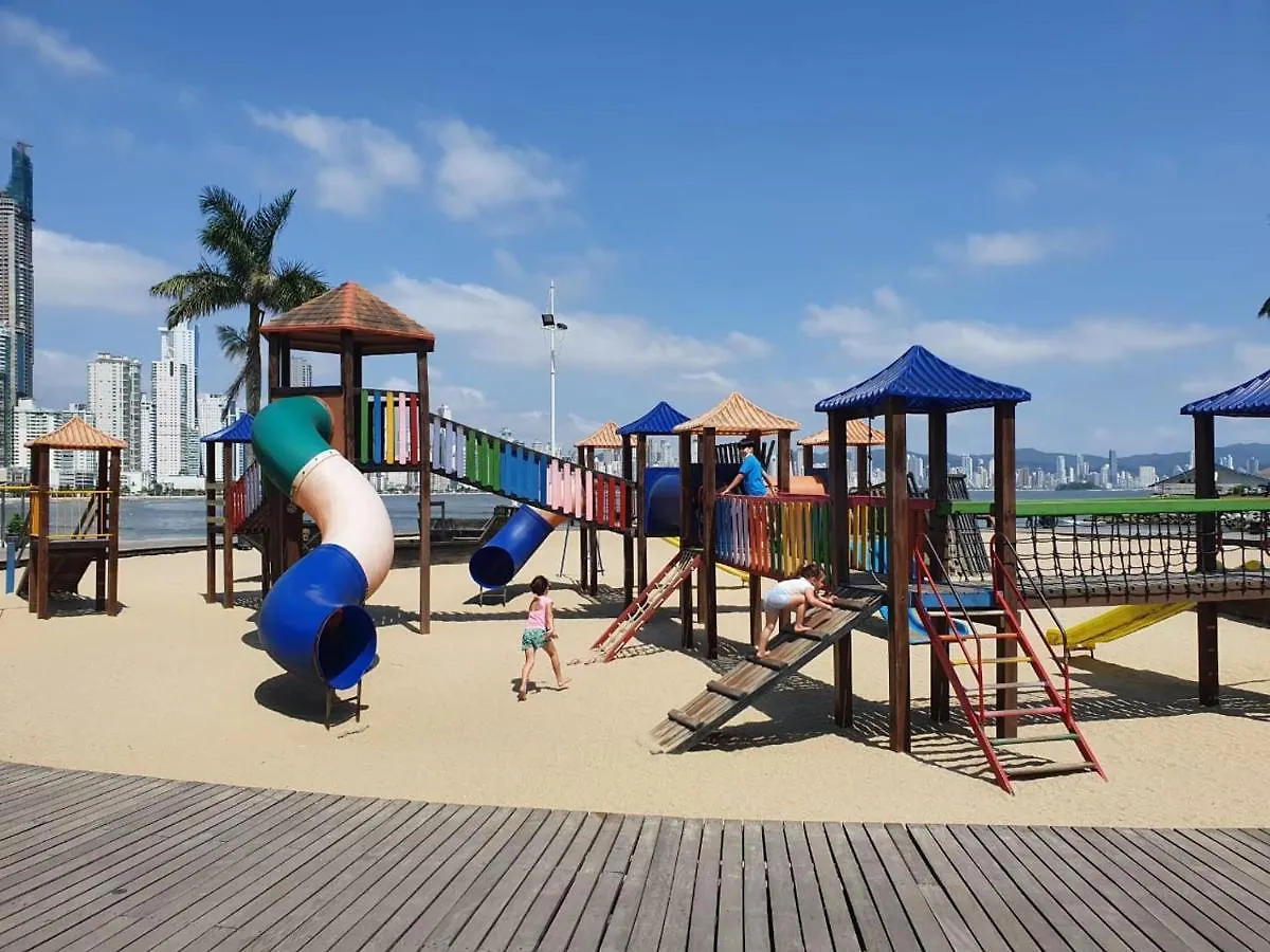 Lindo Apto, 100Metros Da Praia, Na Av Brasil Com A Av Central Melhor Localizacao Balneário Camboriú 0*,  Brasilien