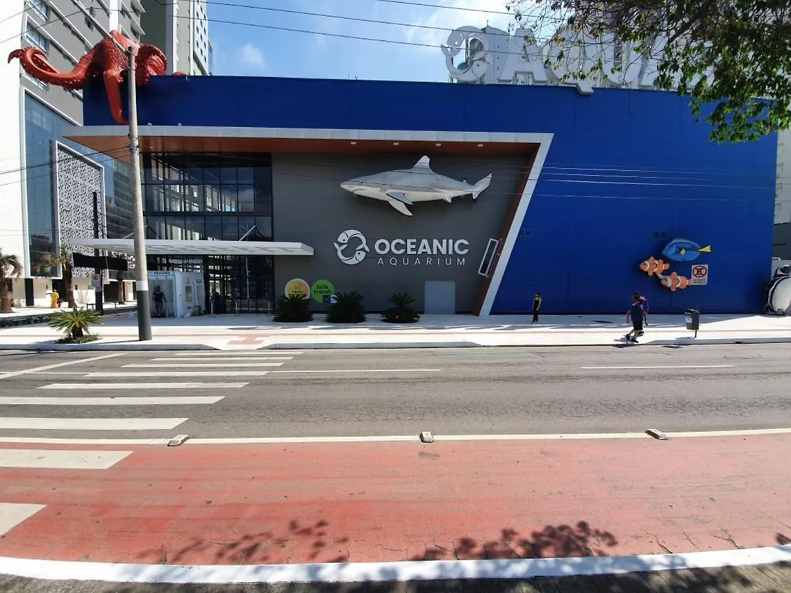 Lindo Apto, 100Metros Da Praia, Na Av Brasil Com A Av Central Melhor Localizacao Balneário Camboriú